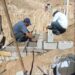 Personal de la Coordinación de Obras Públicas en Cabo San Lucas rehabilita y construye escalares de concreto al acceso peatonal de las calles