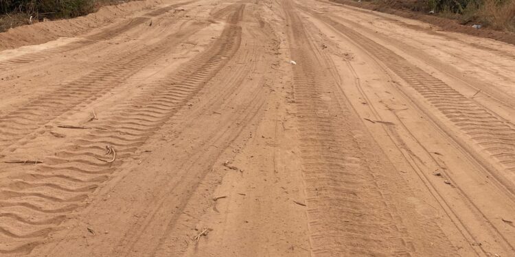 Personal de la Dirección General de Servicios Públicos llevó a cabo trabajos de rehabilitación y apertura de vialidades