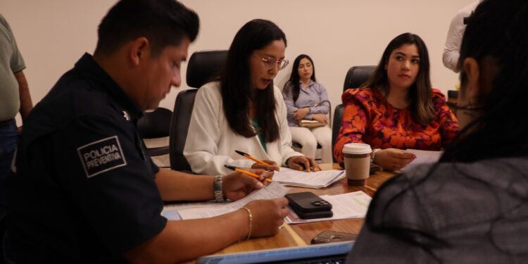 “Estrategia Nacional para Prevenir la Explotación Sexual Comercial de Niñas, Niños y Adolescentes” al programa COMVNNA.