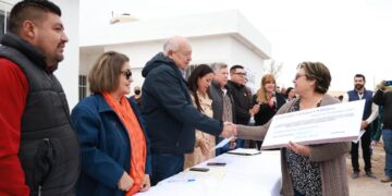 ENTREGA GOBERNADOR VCC, DESAYUNADOR ESCOLAR EN LAS POCITAS