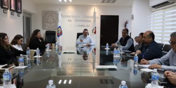 ESTABLECEN MESA DE DIÁLOGO AUTORIDADES Y DOCENTES DE TELEBACHILLERATO COMUNITARIO   