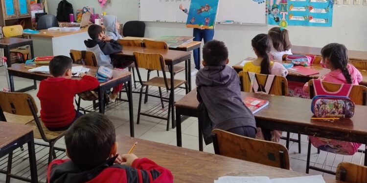 CON PLÁTICAS PREVENTIVAS FOMENTAMOS ACCIONES EN CONTRA DE LA VIOLENCIA EN MUJERES Y NIÑAS: PGJE