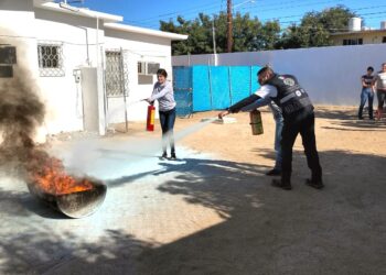 CAPACITAN A PERSONAL DE ESTANCIAS INFANTILES EN PRIMEROS AUXILIOS    Y PROTECCIÓN CIVIL 