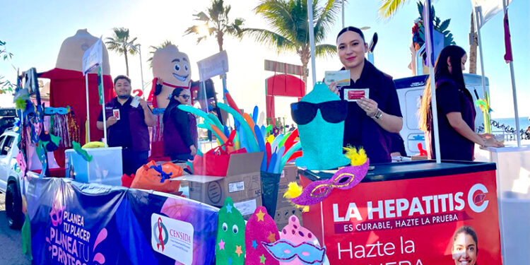 DURANTE EL CARNAVAL LA PAZ FOMENTÓ SALUD EL USO CORRECTO DEL PRESERVATIVO 