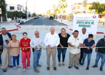 CON UNA INVERSIÓN DE 33.2 MDP ENTREGA GOBERNADOR OBRA DE REHABILITACIÓN DE 12 TRAMOS EN EL MUNICIPIO DE LA PAZ
