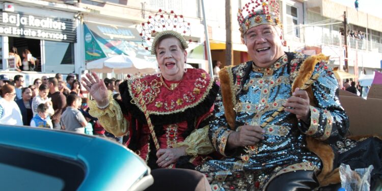 Invitan al Conversatorio Crónicas y Confeti en el Carnaval La Paz 2024