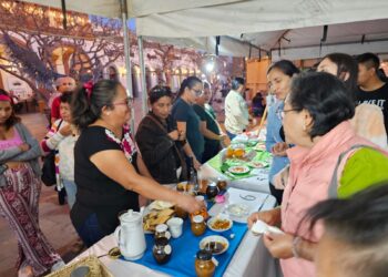Personal de la Dirección de Fomento Económico llevó a cabo los concursos de queso y dulce regiona