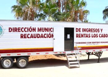 Tal y como se establece legalmente, el primer trimestre del año, el Gobierno de Los Cabos recibe la documentación para los refrendos de licencias de giros comerciales