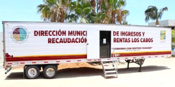 Tal y como se establece legalmente, el primer trimestre del año, el Gobierno de Los Cabos recibe la documentación para los refrendos de licencias de giros comerciales