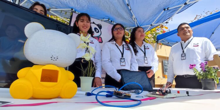 El Sistema Municipal DIF Los Cabos (SMDIF) participó este lunes 11 de marzo como invitado especial en el evento “INNOVATEC 2024”