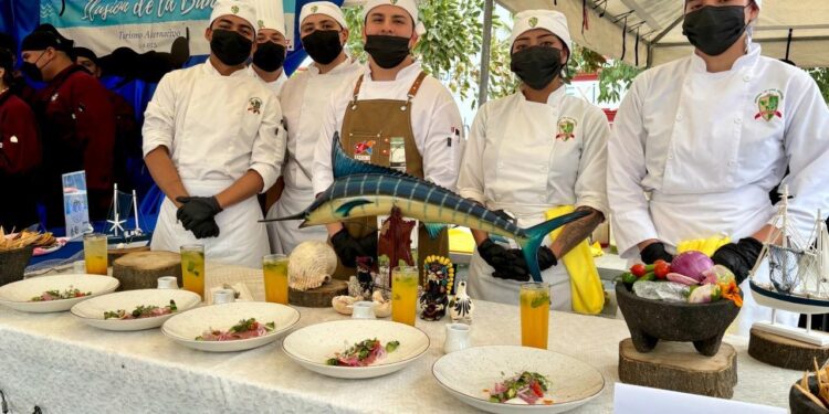 80 participantes pudieron realizar la exposición, degustación y calificación al mejor “sashimi”