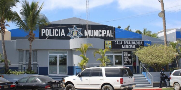 La Policía Preventiva y Tránsito Municipal es capaz de cumplir sus objetivos de brindar la seguridad y la ayuda correspondiente a las y los ciudadanos del municipio de Los Cabos. 