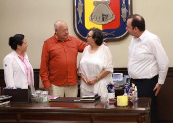 RECIBE GOBERNADOR DE BCS A INVERSIONISTAS ESPAÑOLES Y NACIONALES