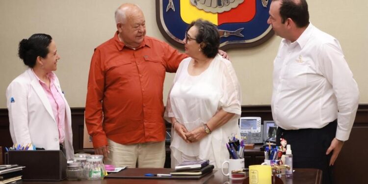 RECIBE GOBERNADOR DE BCS A INVERSIONISTAS ESPAÑOLES Y NACIONALES