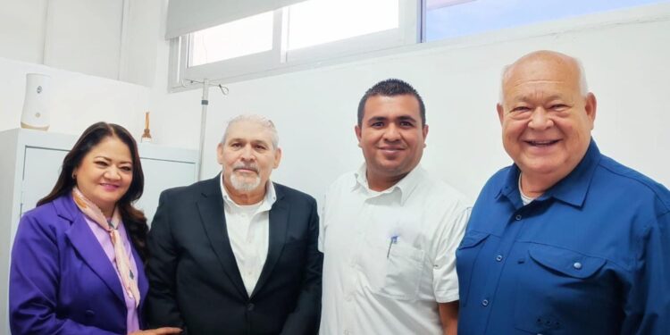 INSTALAN ÁREA MÉDICA EN PALACIO DE GOBIERNO