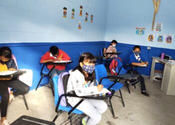 ORGANIZAN MUESTRA PEDAGÓGICA DE INGLÉS