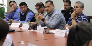 SOSTIENEN AUTORIDADES DE LOS TRES ÓRDENES DE GOBIERNO MESA DE TRABAJO CON SECTOR DE LOS CABOS 