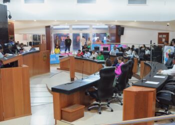 Recibe el Congreso del Estado iniciativa ciudadana que busca establecer pena de prisión a usurpadores