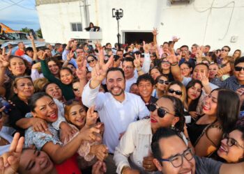 PRESENTÓ CHRISTIAN AGÚNDEZ SU REGISTRO PARA CONTENDER POR LA ALCALDÍA DE LOS CABOS