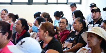 autoridades del Gobierno de Los Cabos sostuvieron una mesa de trabajo con integrantes de Antorcha Campesina