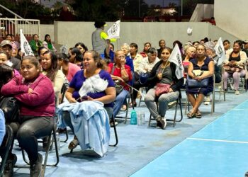 El Gobierno de Los Cabos realizó el compromiso de reducir el costo en el pago de derechos para las más de 1 mil personas tianguistas