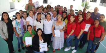 Recibieron la constancia que acredita la Certificación de Estándares de Competencia