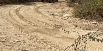 Se están llevando a cabo trabajos de mantenimiento y mejora en los caminos que conectan las rancherías