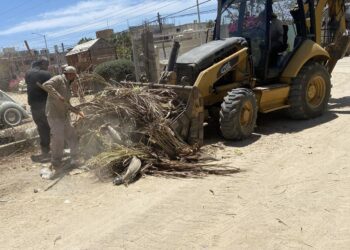 Continúa con las acciones de limpieza en las diversas calles del municipio