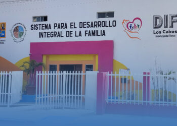 El Autismo, que se conmemora este 02 de abril Los Cabos, se unirá a esta celebración iluminando en color azul todos sus edificios