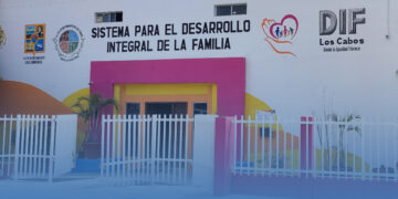 El Autismo, que se conmemora este 02 de abril Los Cabos, se unirá a esta celebración iluminando en color azul todos sus edificios