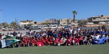 Se llevó a cabo la inauguración de la Copa Futbolito Bimbo 2024 en la cancha de fútbol 7 del parque de la colonia Lomas del Sol en Cabo San Lucas