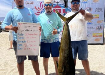 Se realizaron actividades deportivas, culturales y artísticas durante Semana Santa en la playa La Ribera
