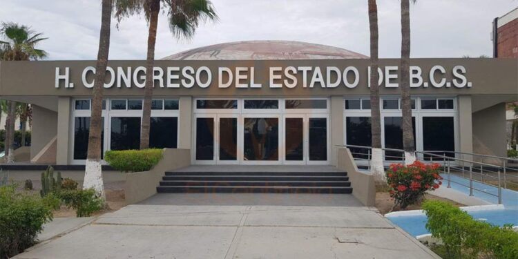 Rinden protesta los integrantes del Consejo Estatal para Prevenir y Eliminar la Discriminación