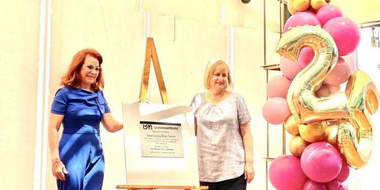 RECONOCE UNIVERSIDAD MUNDIAL LABOR DE LA TITULAR DEL COSCYT EN BAJA CALIFORNIA SUR