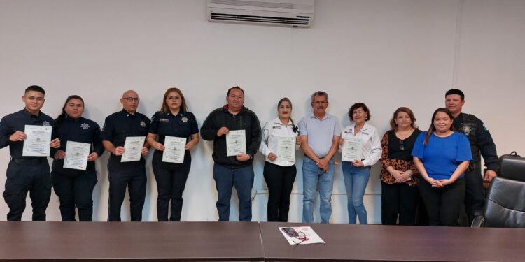 PERSONAL DE SEGURIDAD PÚBLICA RECIBE CURSOS DE CAPACITACIÓN 