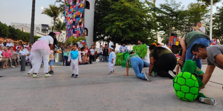 SE UNE BCS A LA CAMPAÑA DE GRAFITI TEJIDO 2024 POR LA CONCIENCIACIÓN SOBRE LA SORDOCEGUERA