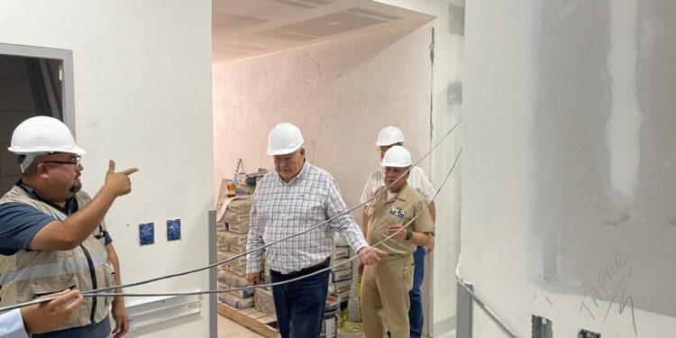 RECORRE GOBERNADOR DE BCS, INSTALACIONES DEL HOSPITAL GENERAL EN SANTA ROSALÍA