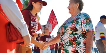 AGUA TODOS LOS DIAS EN LA PAZ: MILENA QUIROGA