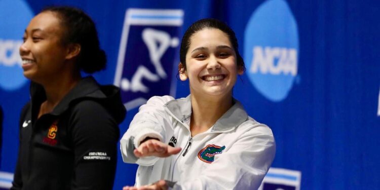 NOMBRA UNIVERSIDAD DE LA FLORIDA A CAMYLA MONROY CLAVADISTA DEL AÑO