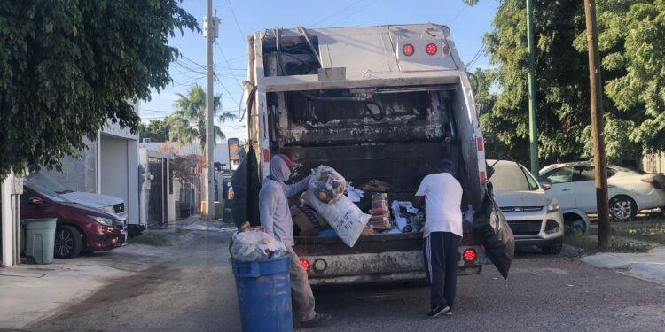 Restablece Ayuntamiento servicio de recolección de basura en colonias pendientes