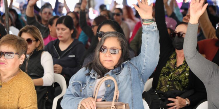 Se restablecen los servicios públicos municipales en La Paz