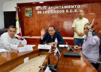 Cabildo tuvo a bien aprobar por unanimidad de votos la prórroga en la licencia temporal sin goce de sueldo por 25 días naturales al cargo de IX Regiduría del Ayuntamiento de Los Cabos para el período comprendido del viernes 10 de mayo al lunes 03 de junio del 2024