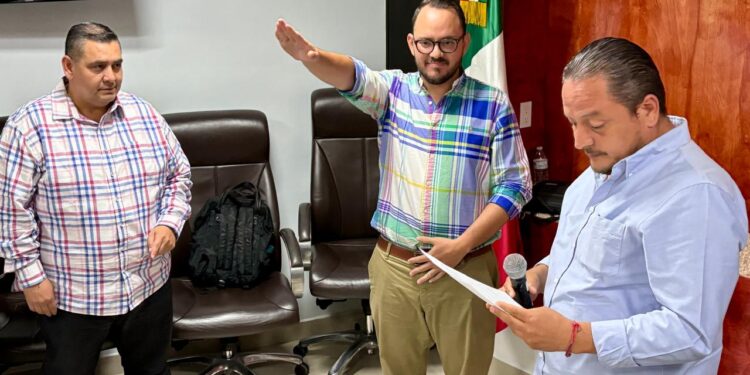 Fueron solicitadas prorrogas en cuatro licencias temporales al cargo sin goce de sueldo, incluida la Presidencia Municipal, la Sindicatura, la VI Regiduría y la Delegación Municipal de Santiago.