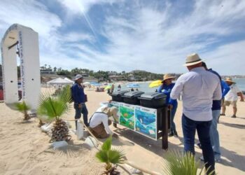 Personal de Blue Flag en playas del municipio, se efectuó la auditoría y revisión 2024