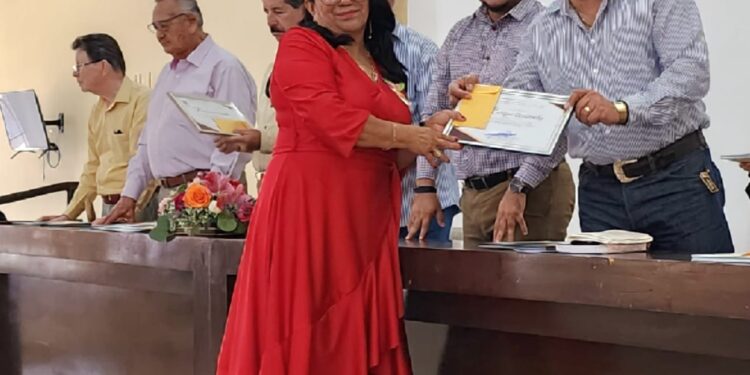 Día de la Maestra y Maestro