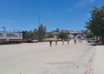 Se produjo un vertido de agua que afectó áreas adyacentes, incluyendo la Unidad Deportiva Rodrigo Aragón Ceseña en San José del Cabo