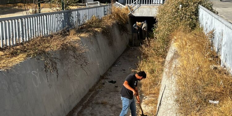 Limpieza y despeje de canales
