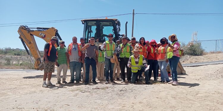 Jornada de limpieza en el Arroyo Salto Seco, en Cabo San Lucas.