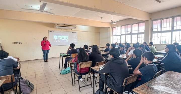 Continúa la capacitación de manera gratuita para la juventud en el municipio