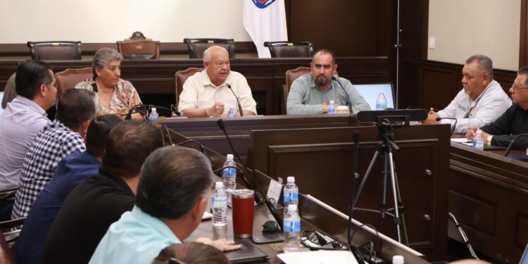 PRESENTA GOBIERNO DE BCS, CONTRAPROPUESTA A MAGISTERIO EN ARAS DE AVANZAR EN NEGOCIACIÓN